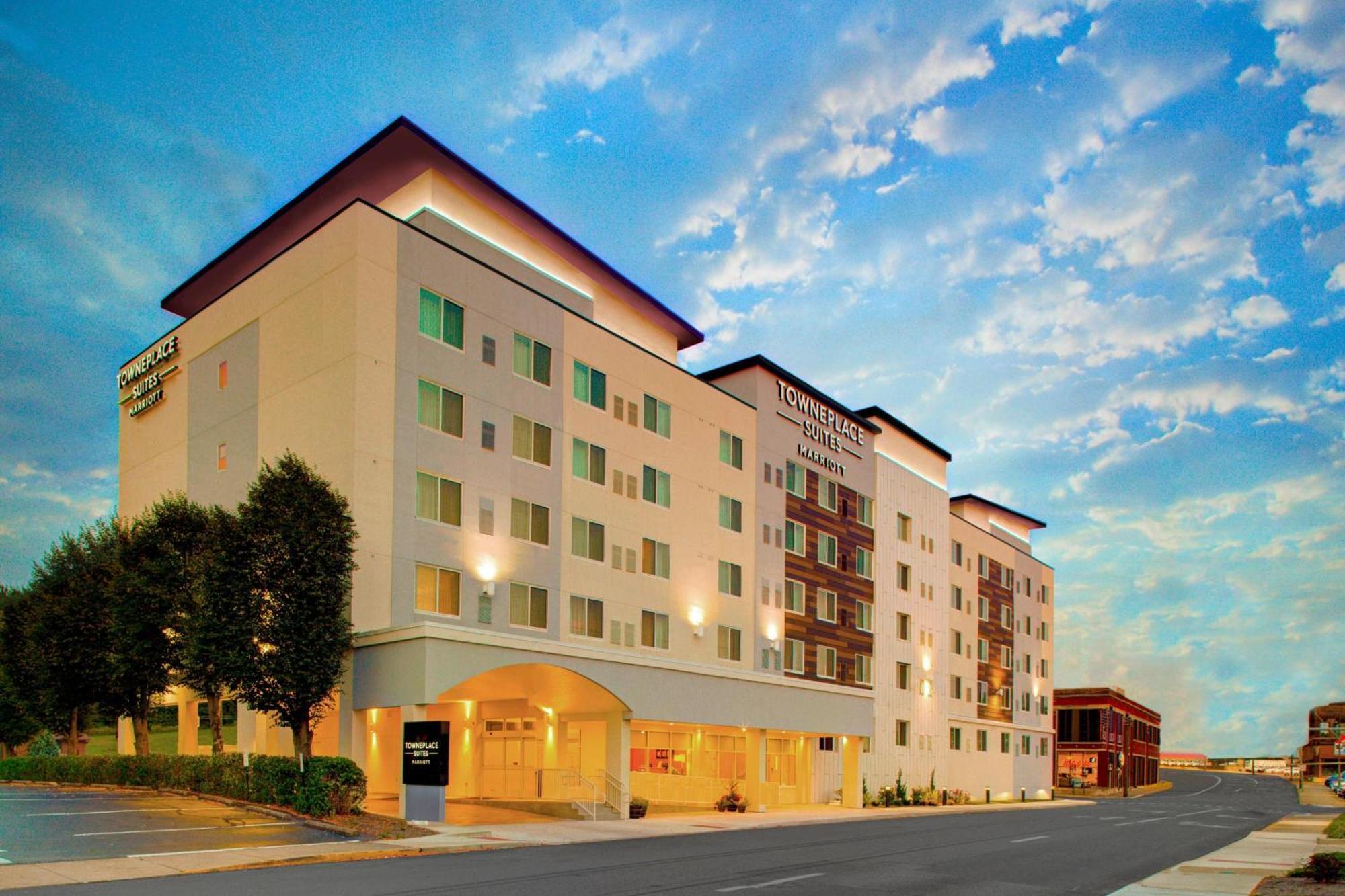 ทาวน์เพลส สวีท พาร์เกอร์สบูร์ก Hotel พาร์เคอร์สเบิร์ก ภายนอก รูปภาพ